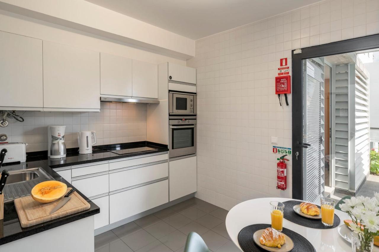 Barreiros Ii By An Island Apartment