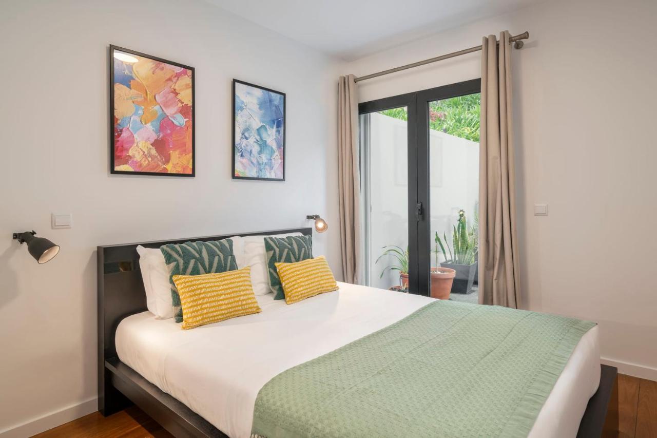 Barreiros Ii By An Island Apartment